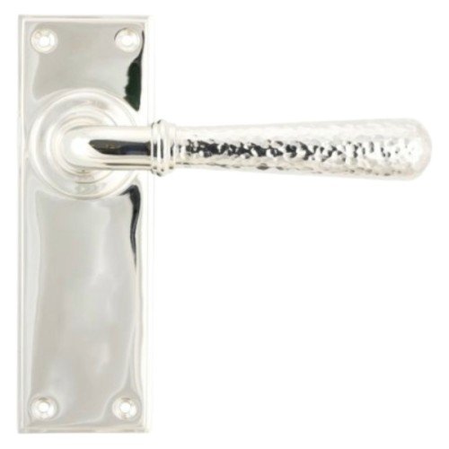 HAMMERED NEWBURY LEVER HANDLE ON BACKPLATE